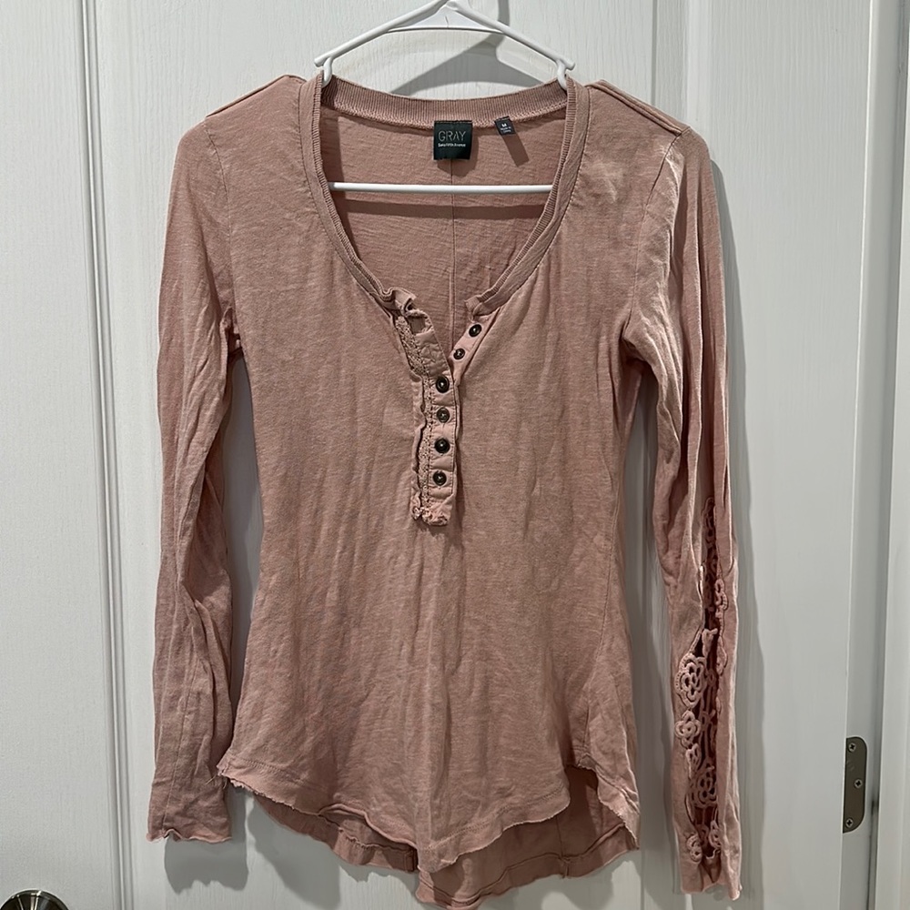 Saks Fifth Avenue pink long sleeve top size M